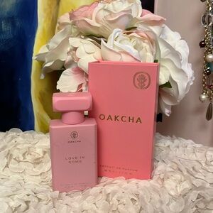 Oakcha dupe perfume- Donna born in Roma